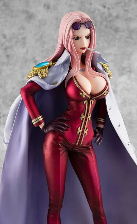 Close-up of P.O.P Hina’s facial features and removable sunglasses.