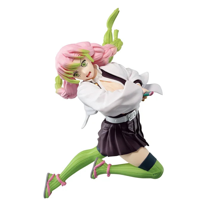 Side view of Banpresto Mitsuri Kanroji figure highlighting anime-accurate detailing.