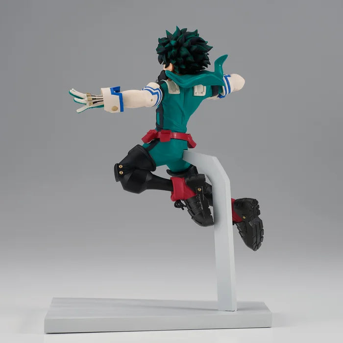 Side view of 4.3-inch Izuku Midoriya figure mid-action.