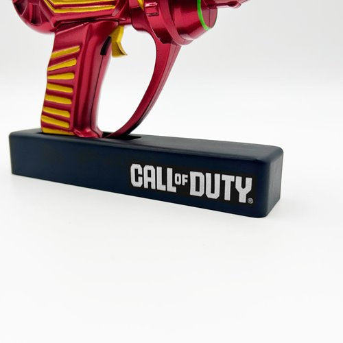 Zoomed-in image of the Call of Duty Ray Gun lamp’s black base showing the white “CALL OF DUTY” branding in clean detail.