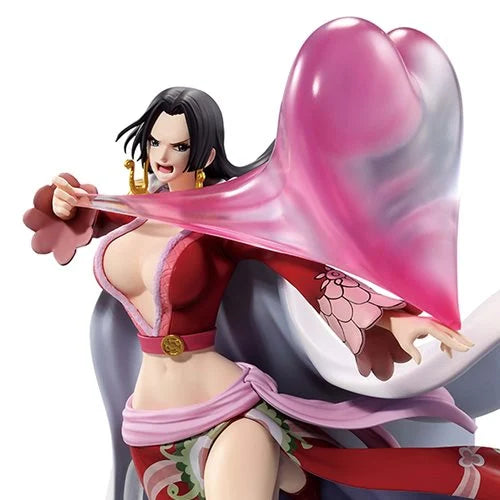 Close-up of Boa Hancock Ichibansho statue showcasing sculpting, paintwork, and intricate outfit details.