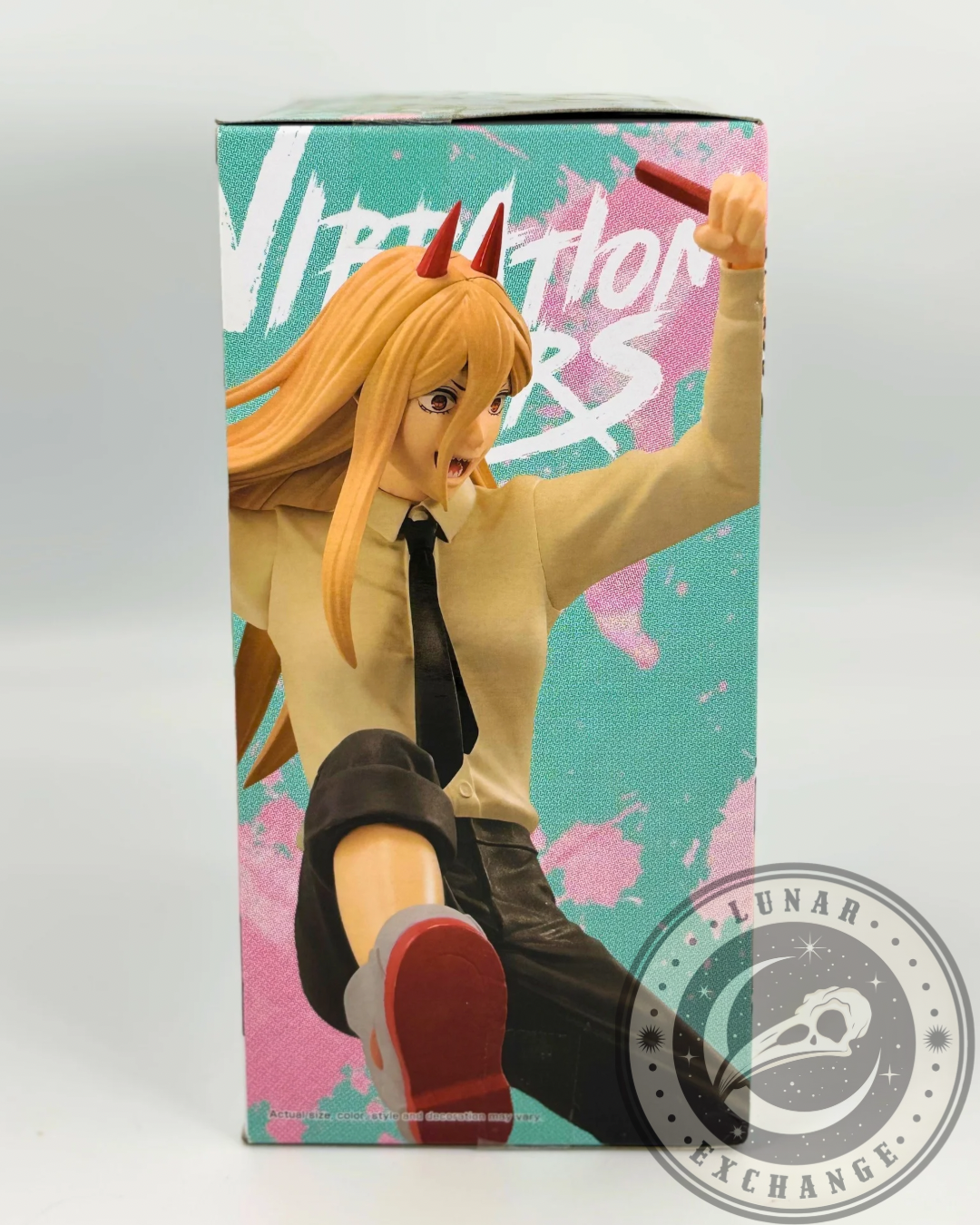 Close-up of Power’s face and pose on the side of the packaging, highlighting the sculpt detail and her signature horns.