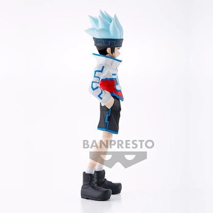 Side view showcasing Horohoro’s dynamic pose.