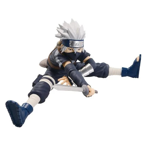 Front view showing Kakashi’s dynamic pose and outfit.