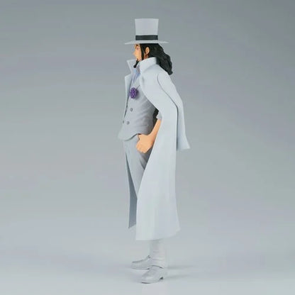 Side view highlighting Lucci’s stance and design from Wano arc.