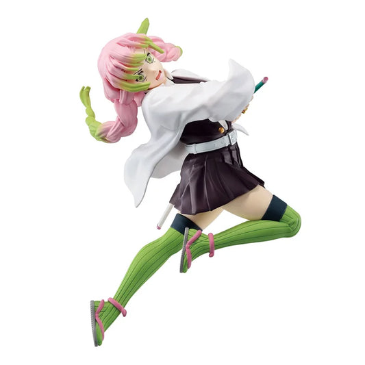Demon Slayer: Kimetsu no Yaiba Vibration Stars Limited Mitsuri Kanroji Figure in battle-ready pose.
