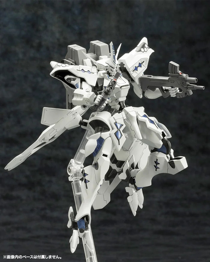 Fully assembled and posed Takemikazuchi Type-00A with included weapons.