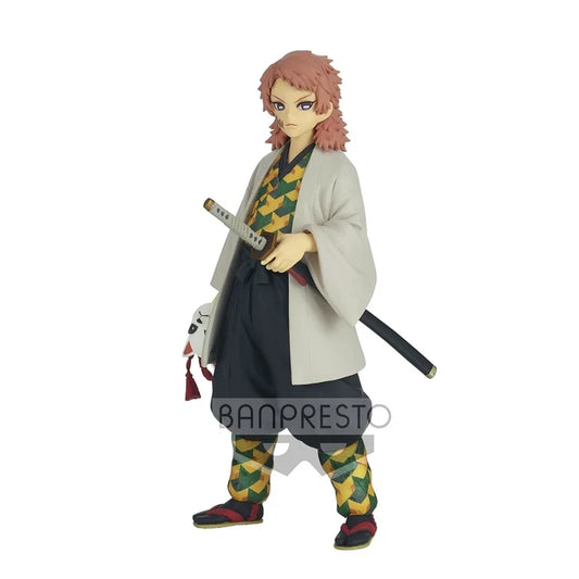 Full-body view of Sabito Figure Collection Vol. 19 by Banpresto.