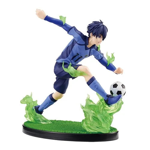 Side view of Bandai Spirits Yoichi Isagi figure, highlighting realistic textures and shading.