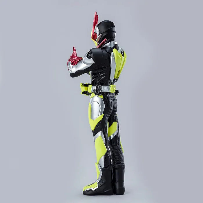 Side view  of Zero-Two’s helmet and chest sculpt details.